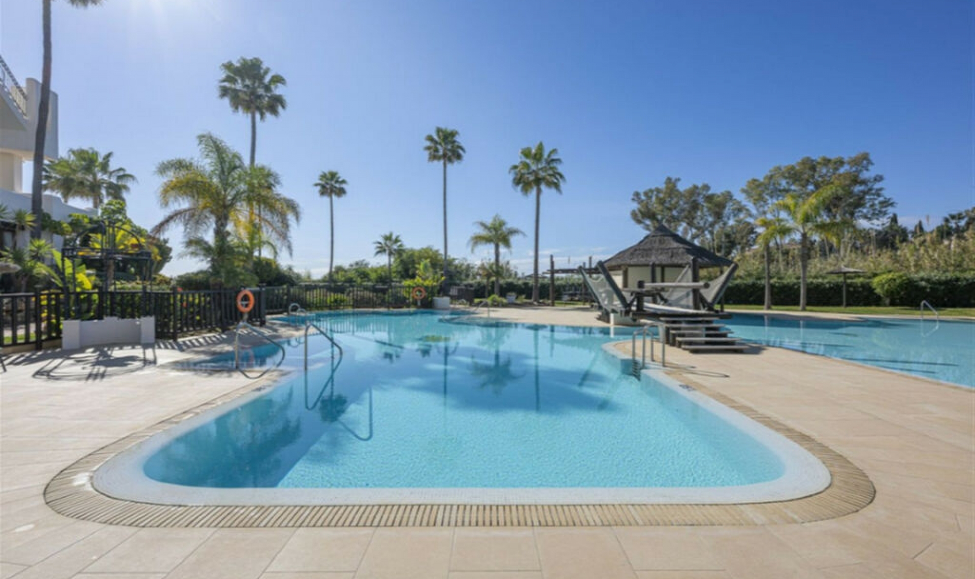 Resale - Apartment -
New Golden Mile