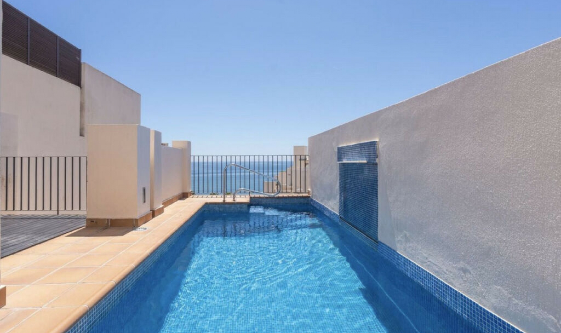 Resale - Apartment -
New Golden Mile