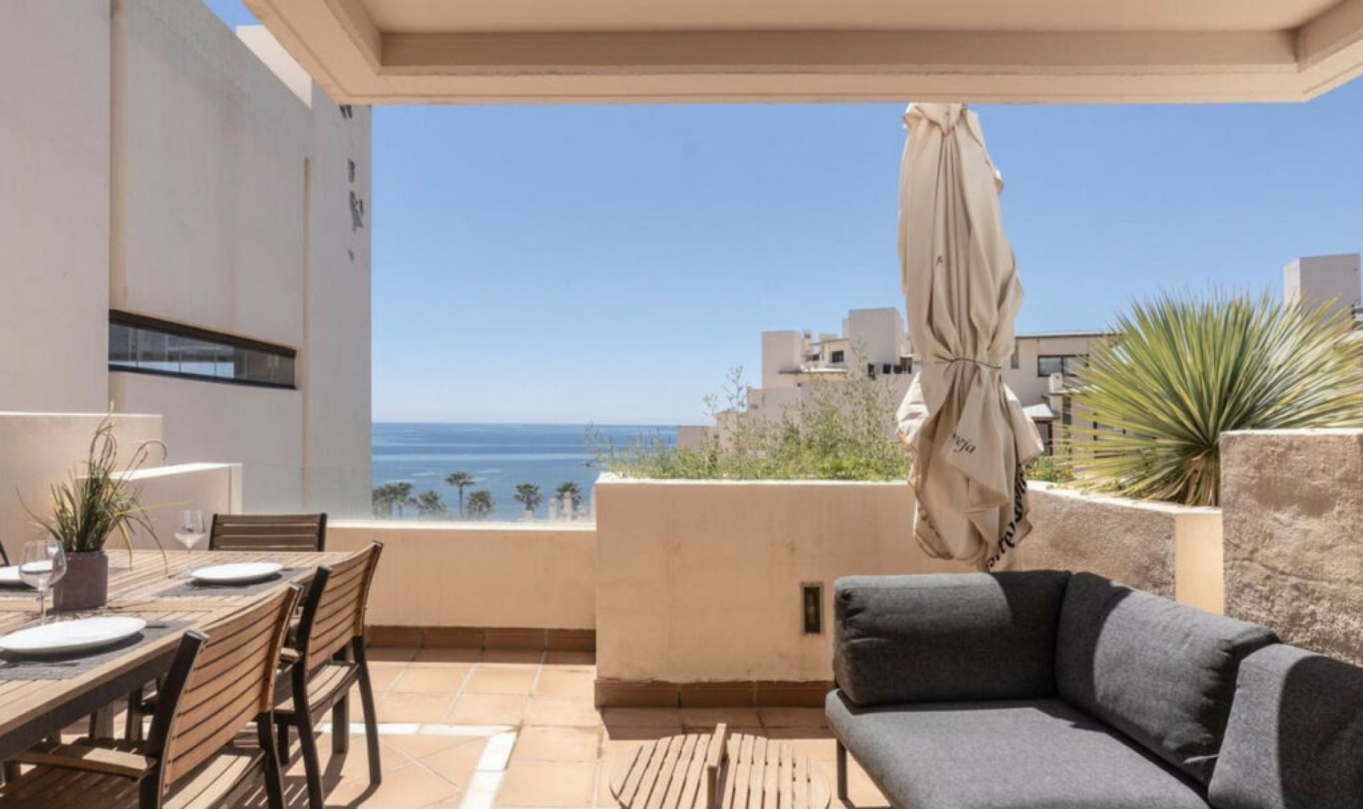 Resale - Apartment -
New Golden Mile