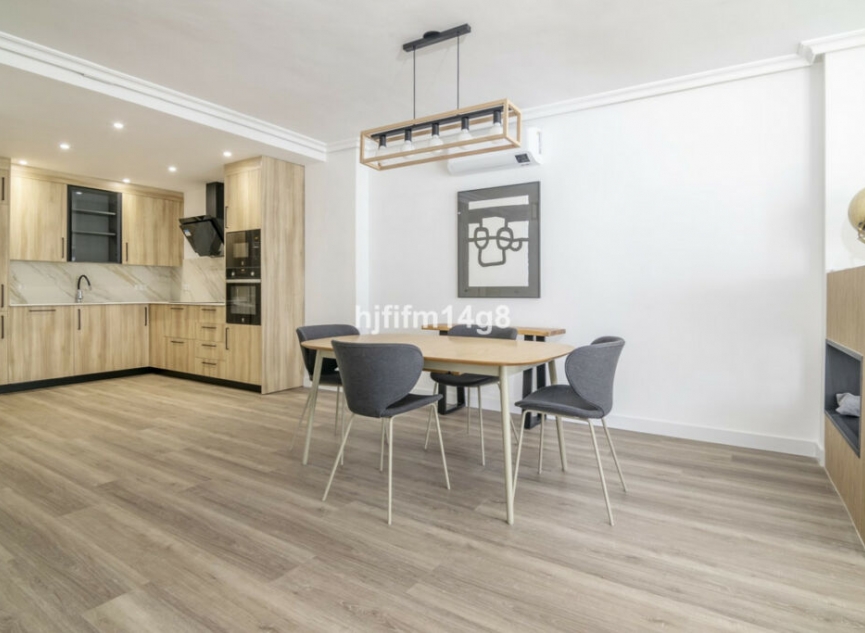 Resale - Apartment -
Nueva Andalucía