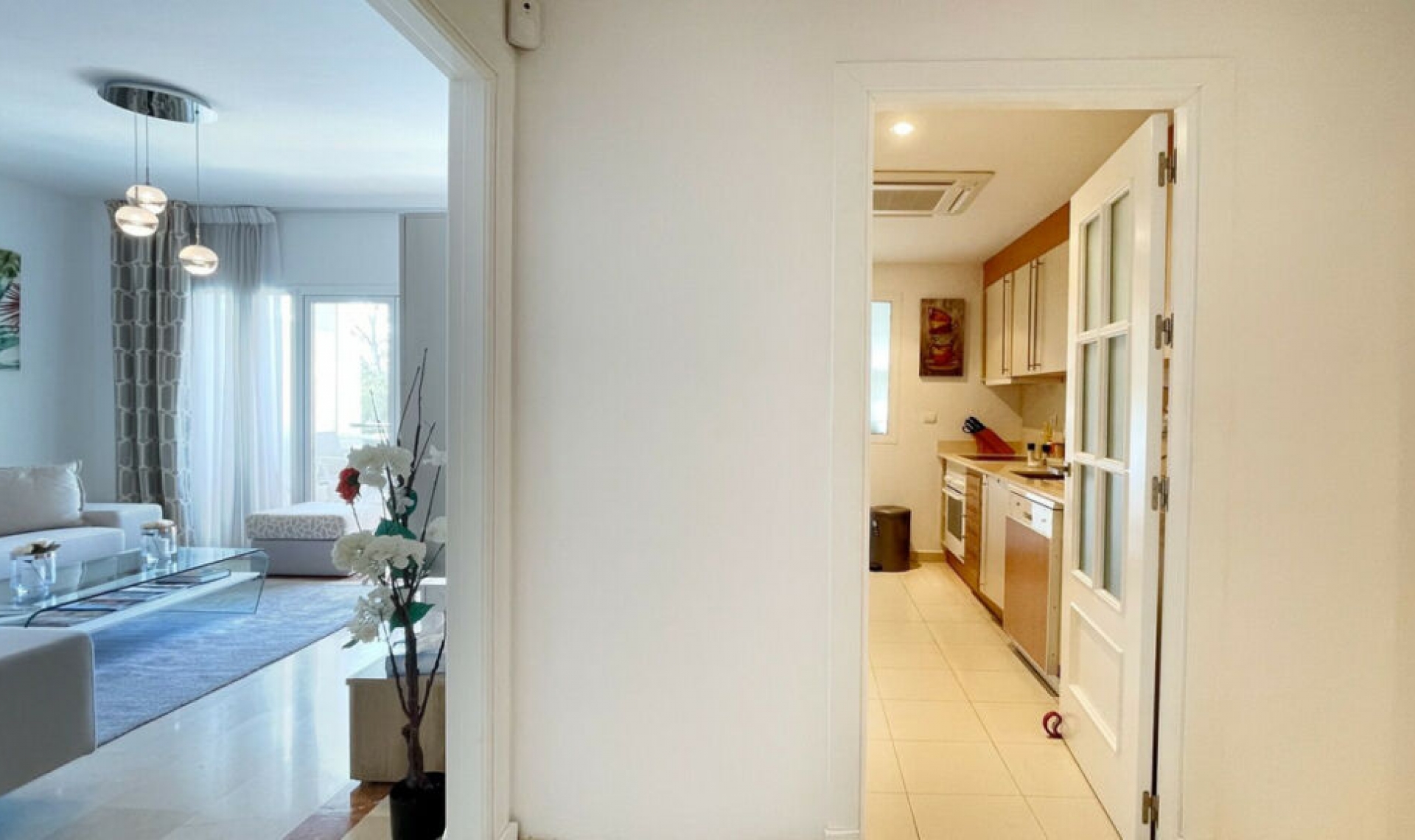 Resale - Apartment -
Nueva Andalucía