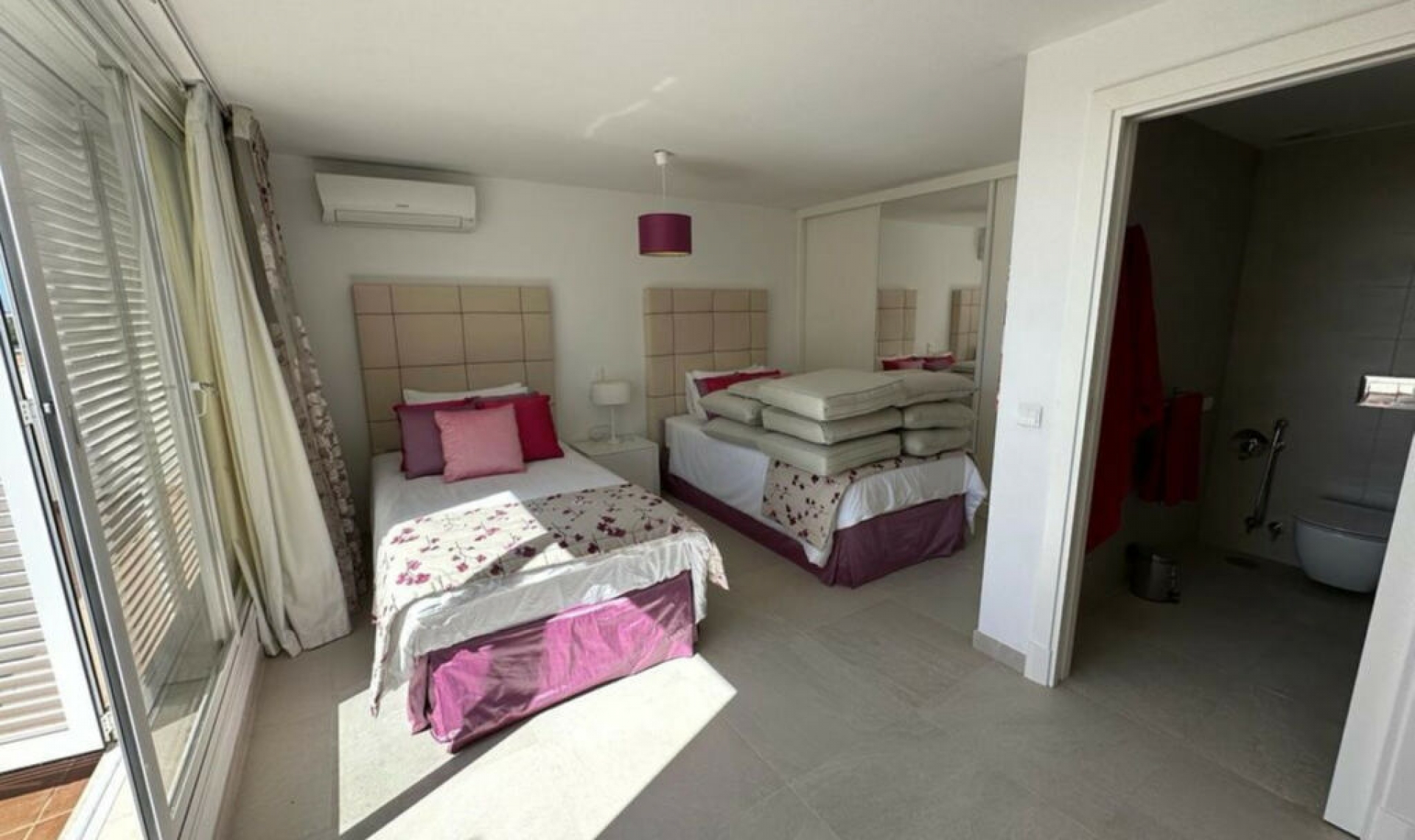 Resale - Apartment -
Nueva Andalucía