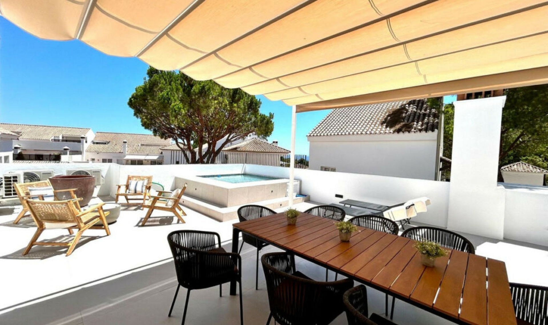 Resale - Apartment -
Nueva Andalucía