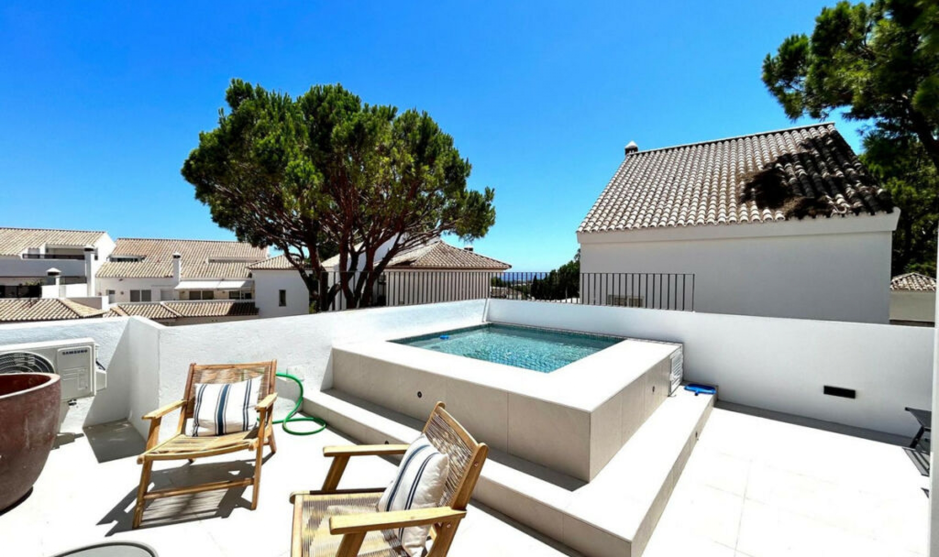 Resale - Apartment -
Nueva Andalucía