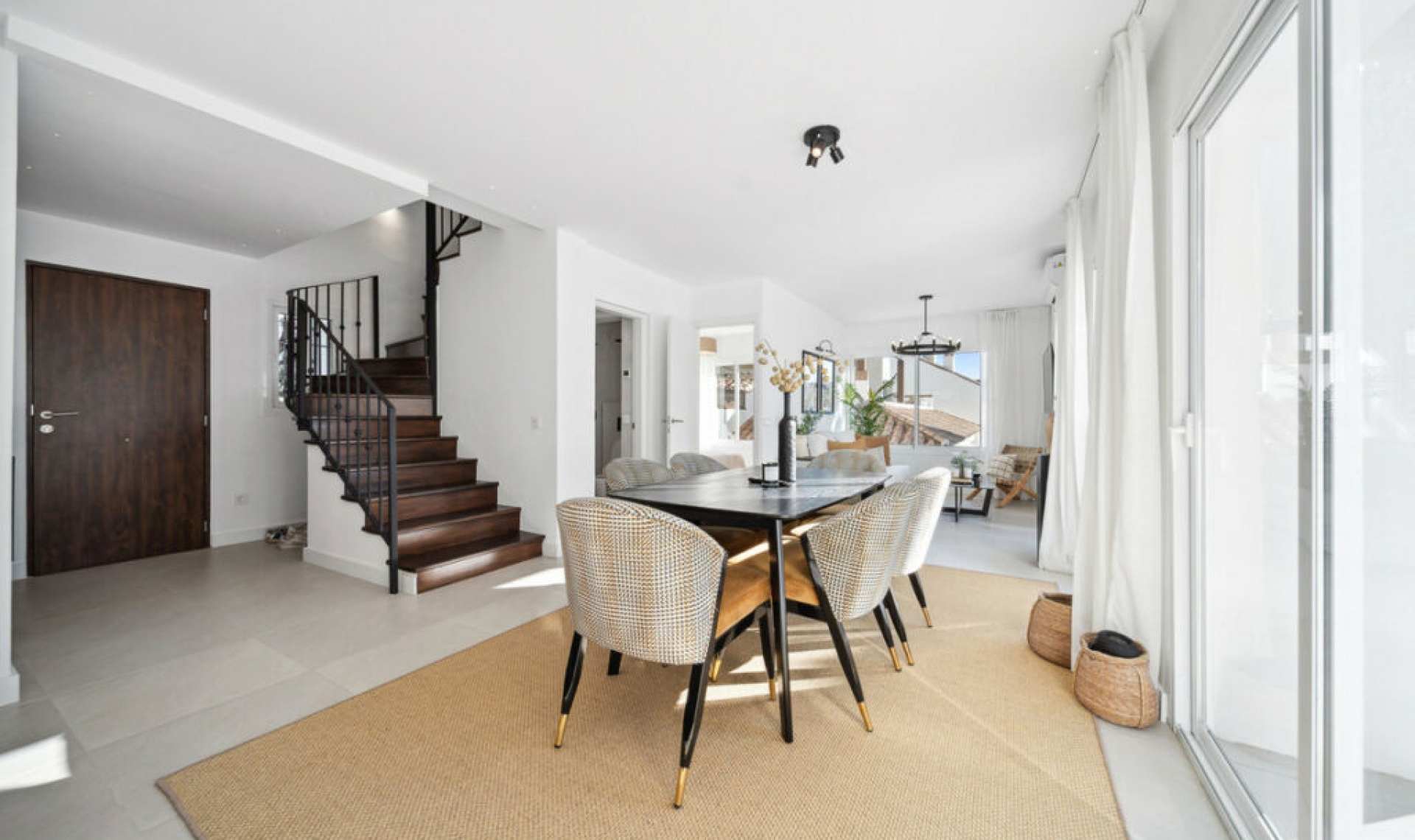 Resale - Apartment -
Nueva Andalucía