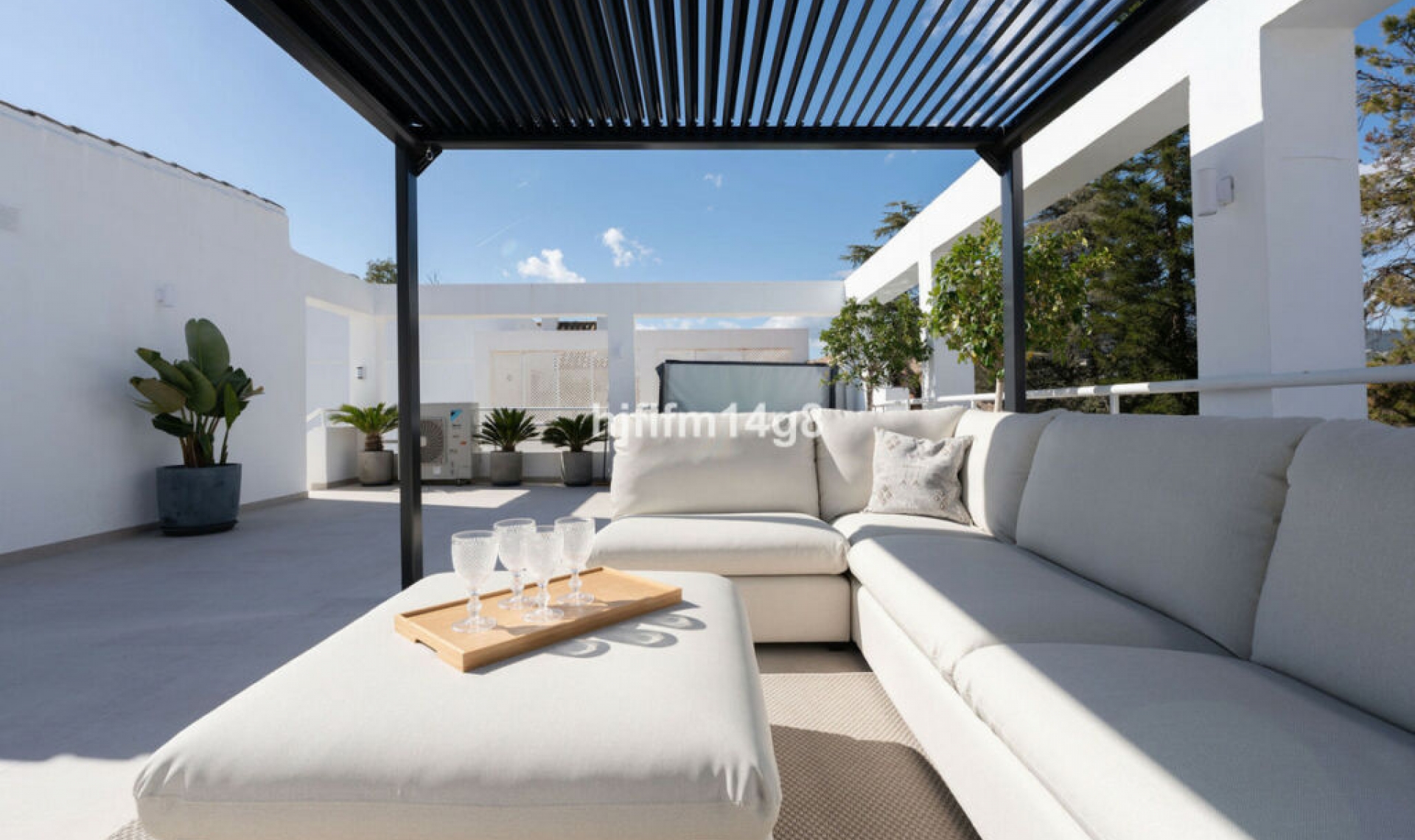 Resale - Apartment -
Nueva Andalucía