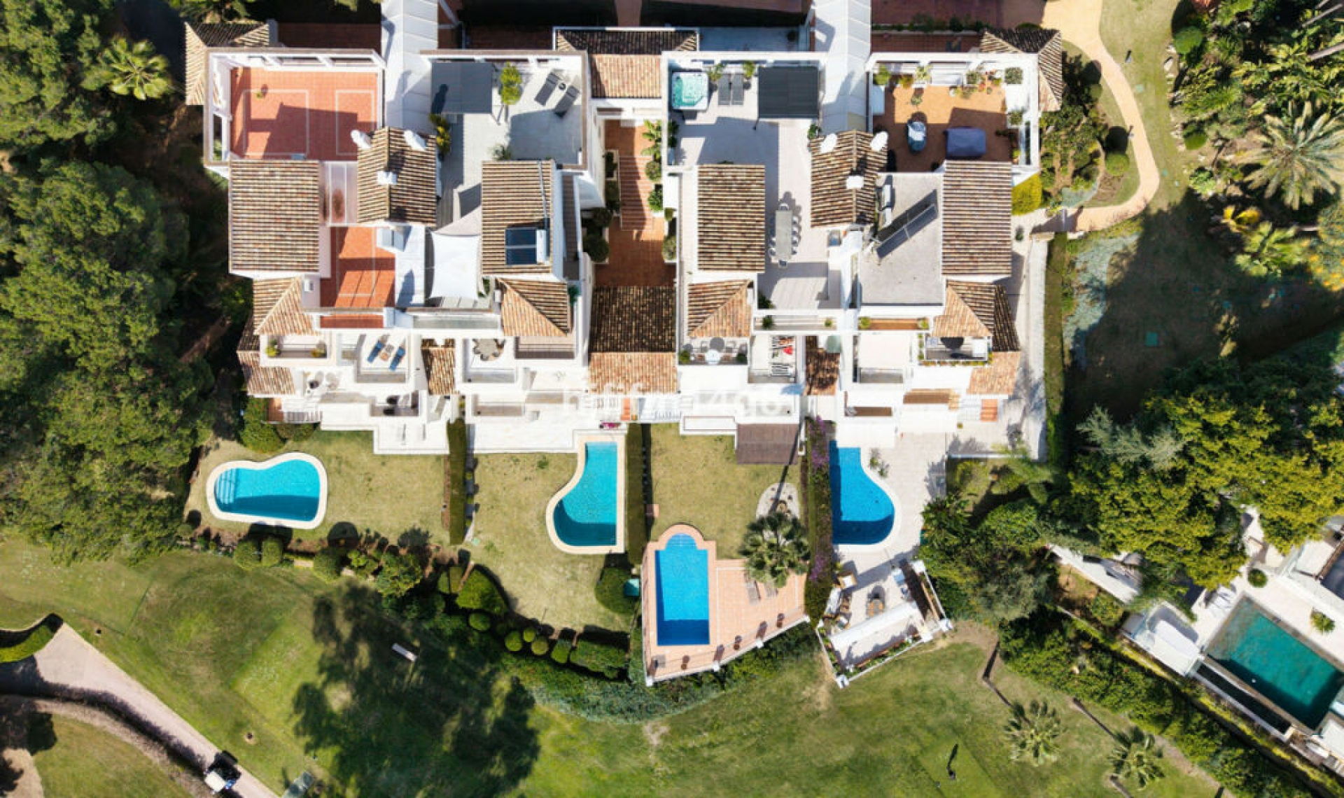 Resale - Apartment -
Nueva Andalucía