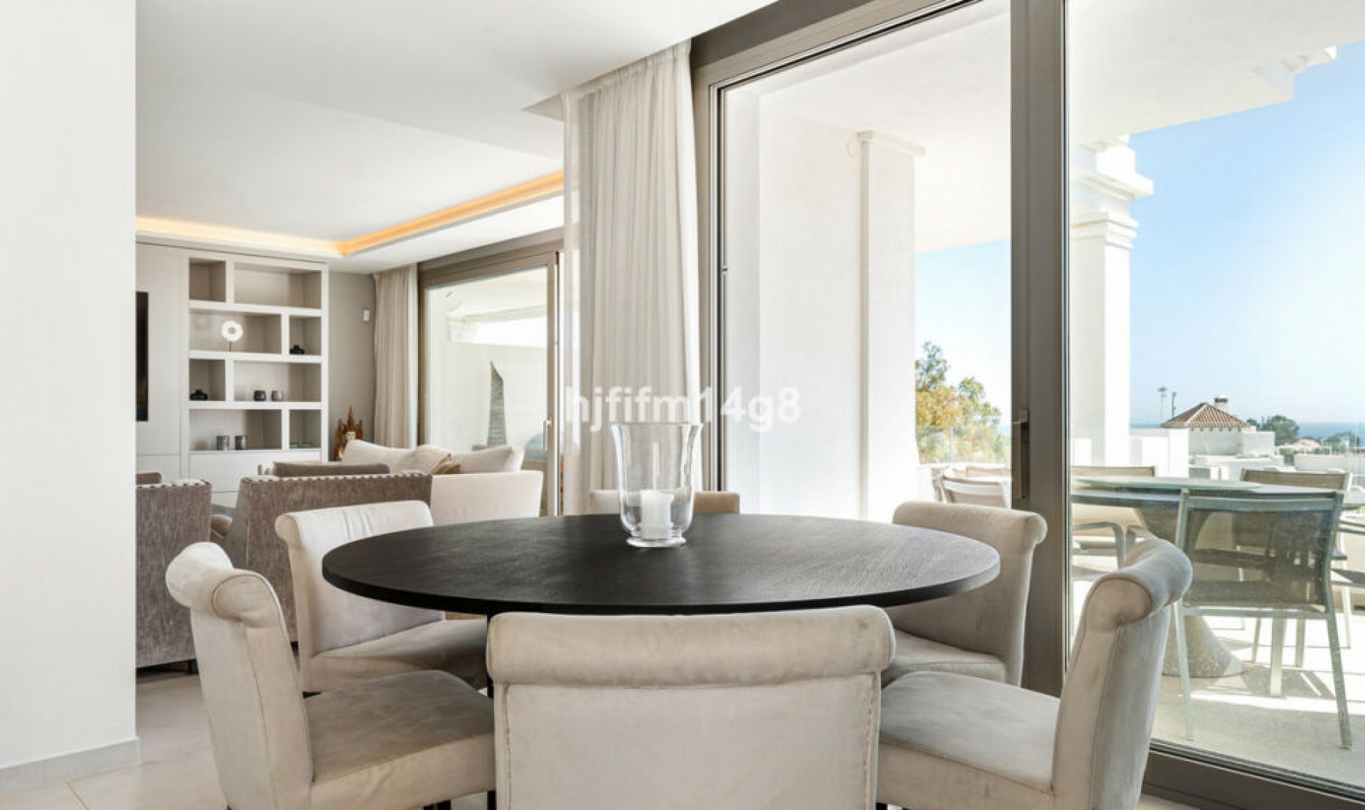 Resale - Apartment -
Nueva Andalucía