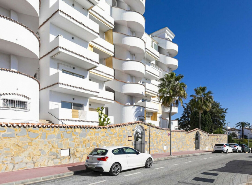 Resale - Apartment -
Nueva Andalucía