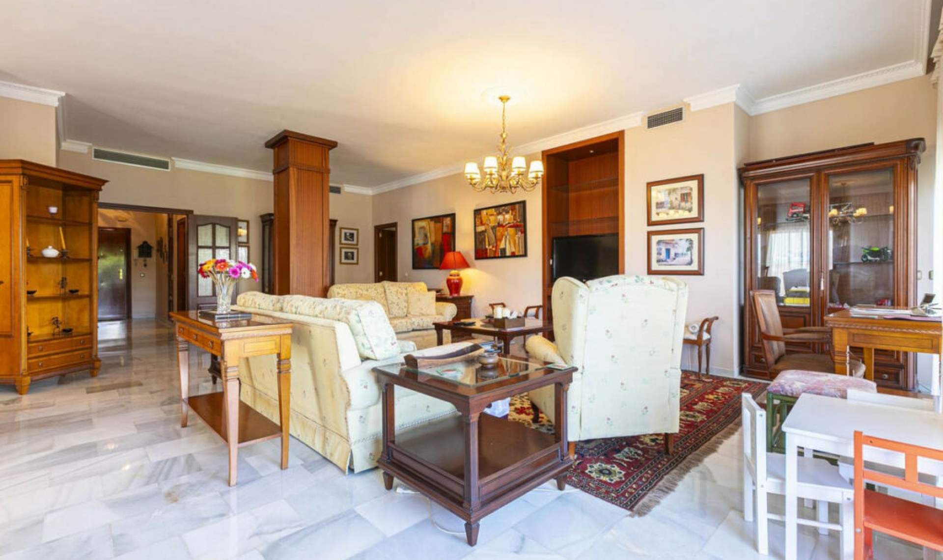 Resale - Apartment -
Nueva Andalucía