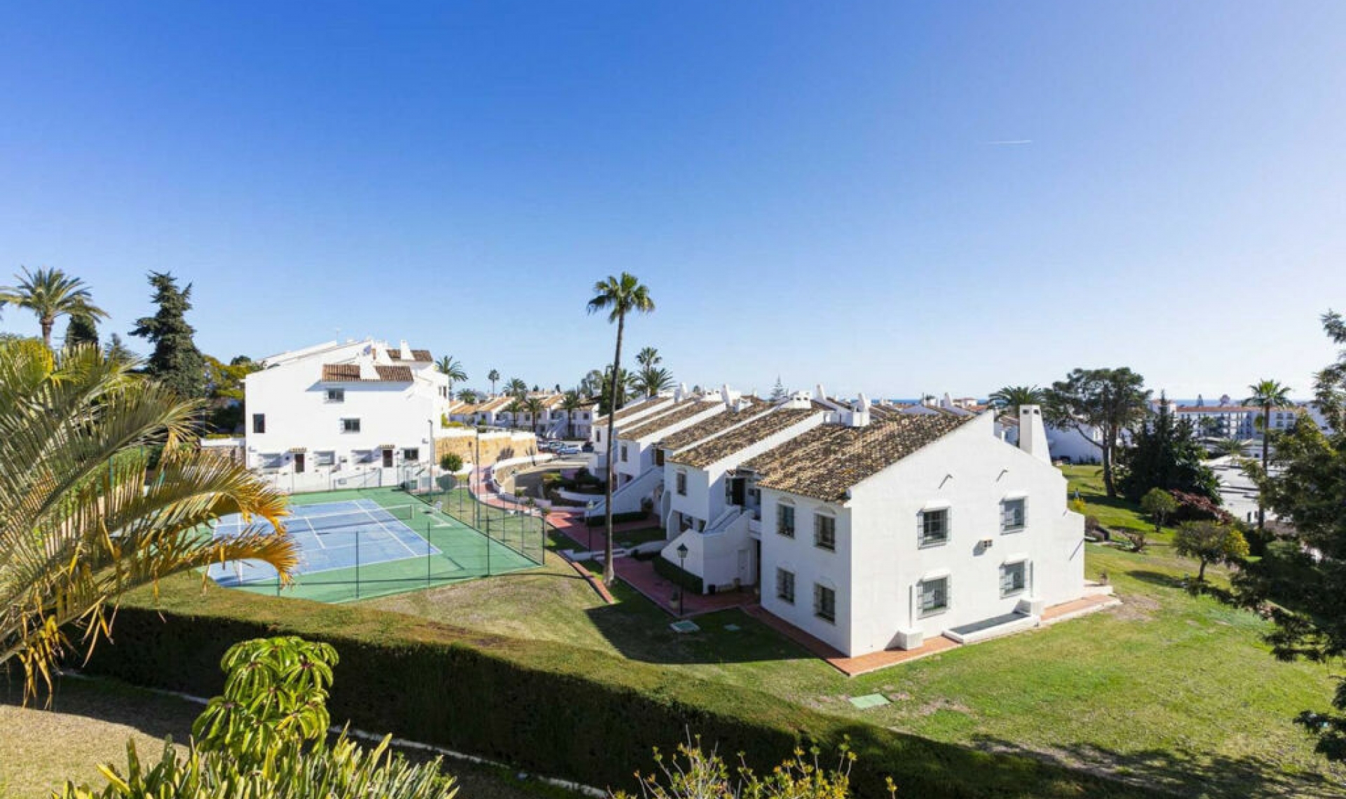 Resale - Apartment -
Nueva Andalucía