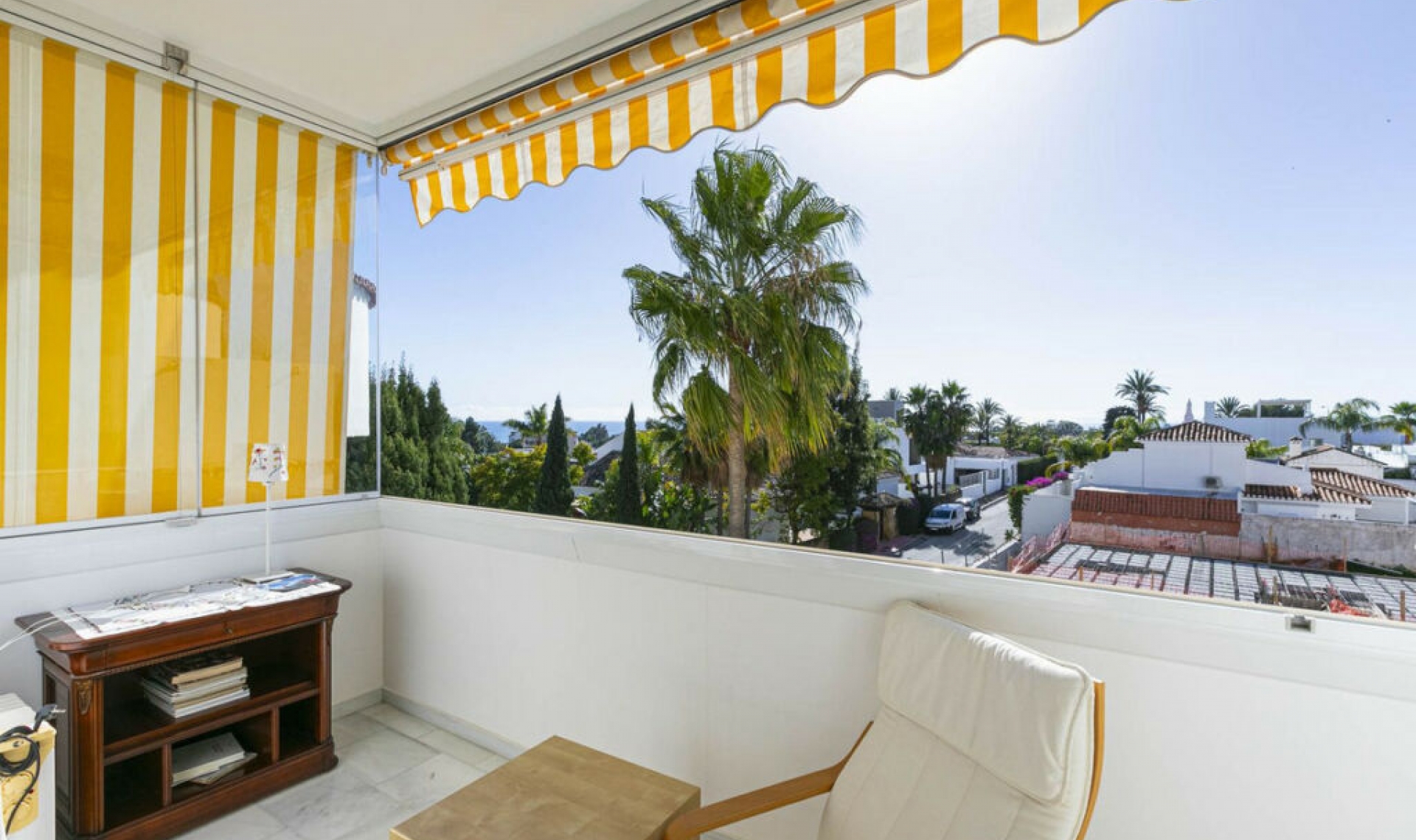 Resale - Apartment -
Nueva Andalucía