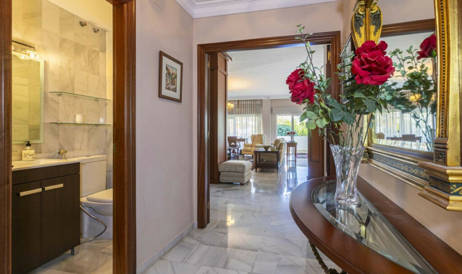 Resale - Apartment -
Nueva Andalucía