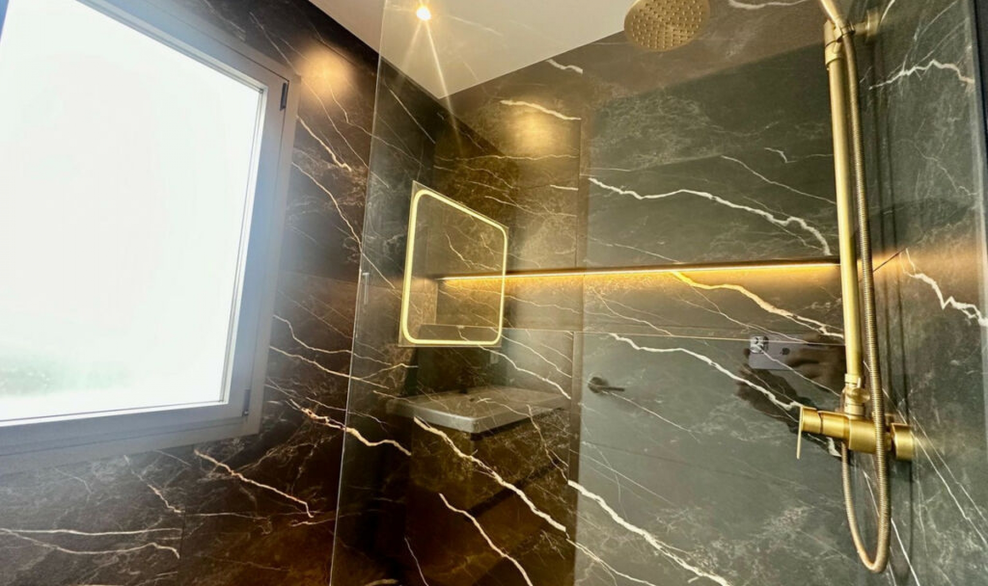 Resale - Apartment -
Nueva Andalucía