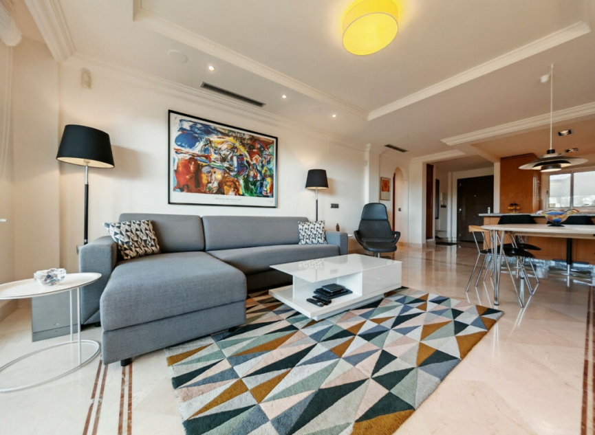 Resale - Apartment -
Nueva Andalucía