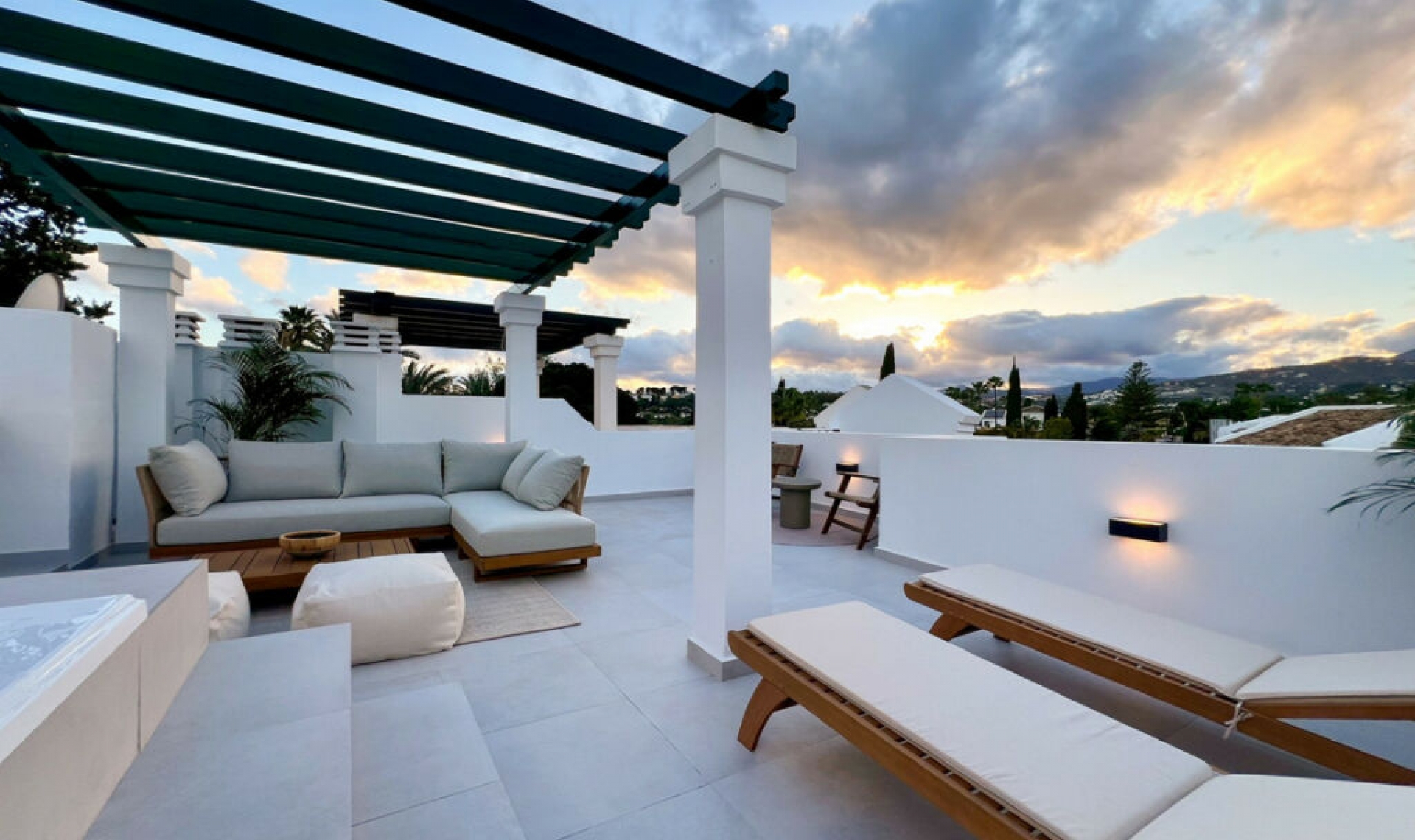 Resale - Apartment -
Nueva Andalucía