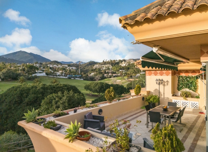 Resale - Apartment -
Nueva Andalucía