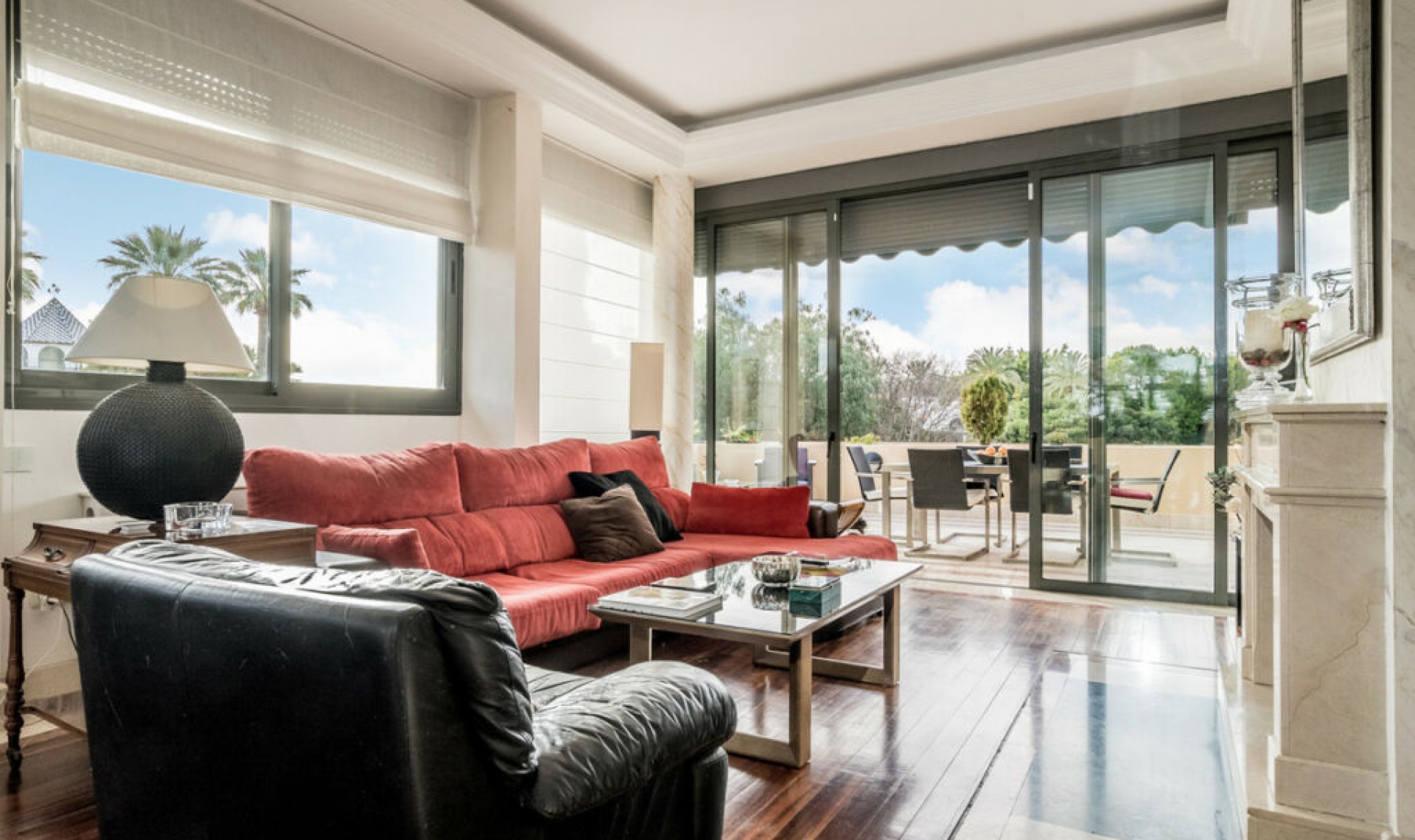 Resale - Apartment -
Nueva Andalucía