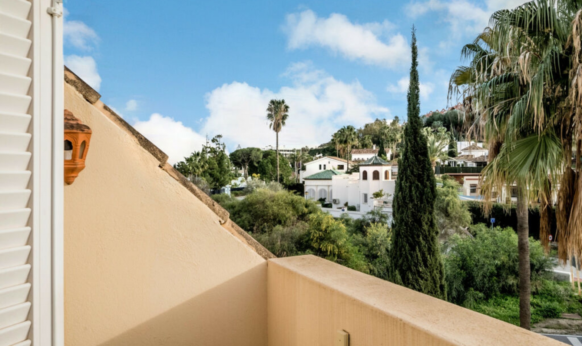 Resale - Apartment -
Nueva Andalucía