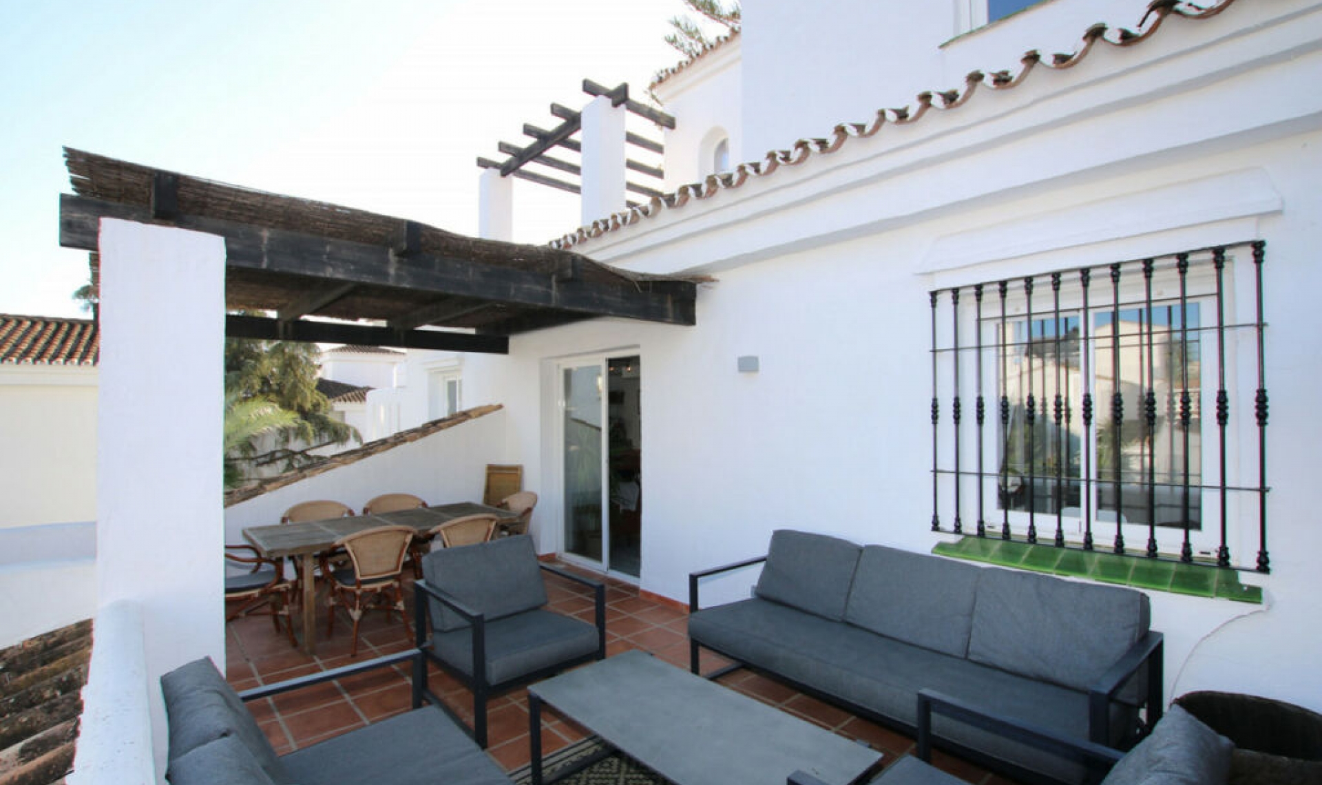 Resale - Apartment -
Nueva Andalucía