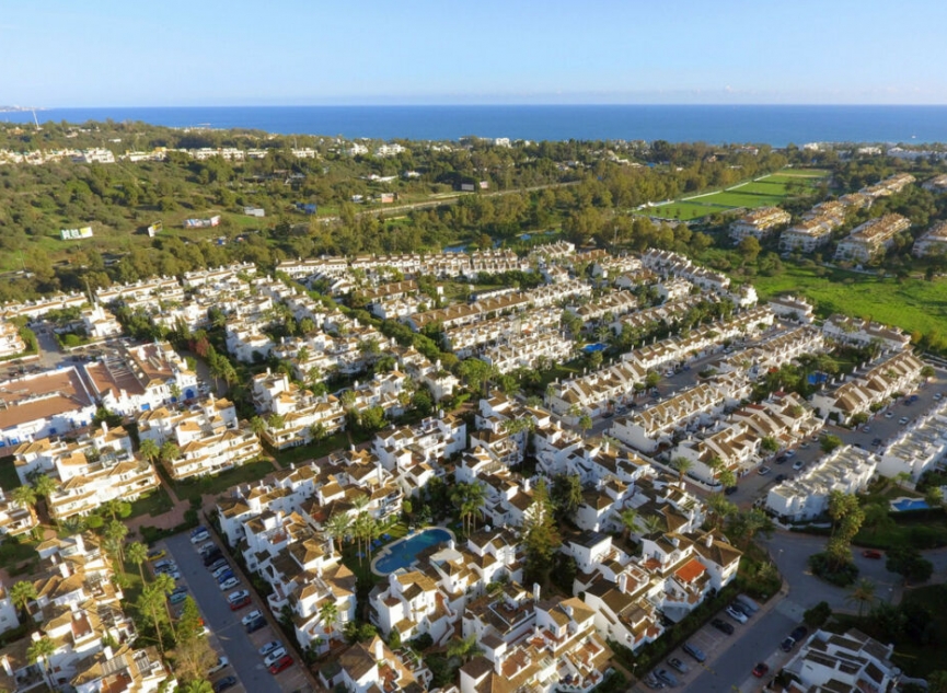 Resale - Apartment -
Nueva Andalucía