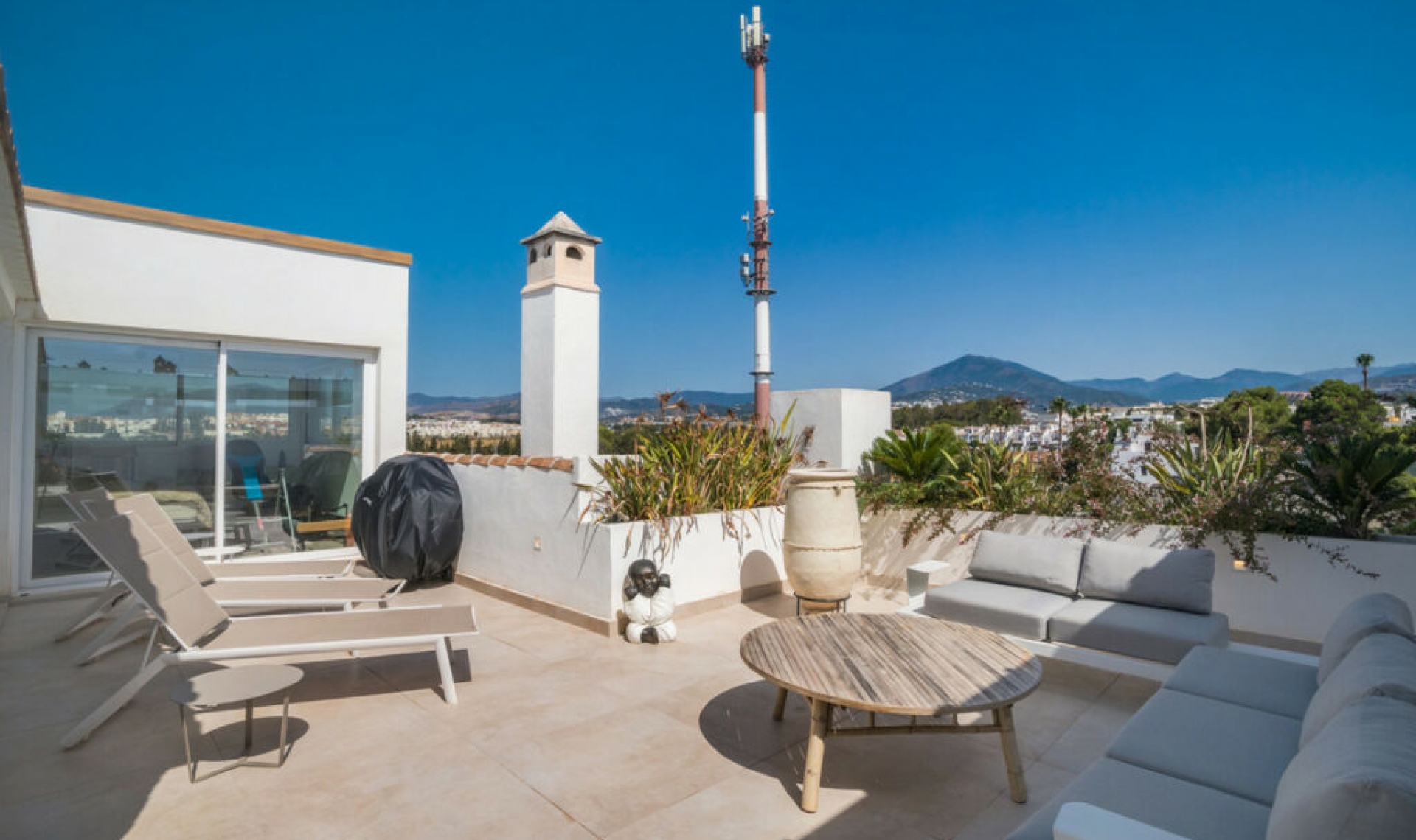 Resale - Apartment -
Nueva Andalucía