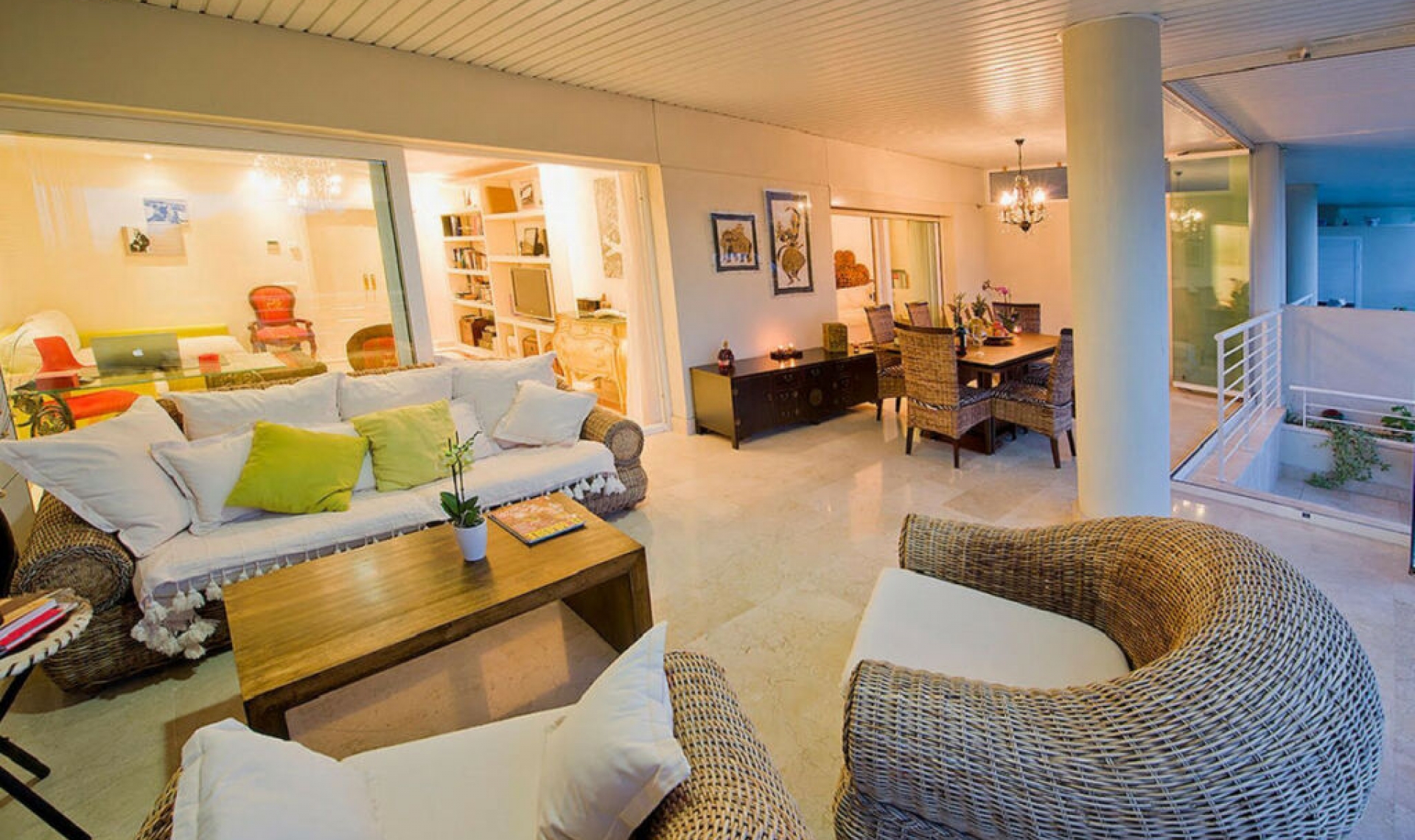 Resale - Apartment -
Nueva Andalucía