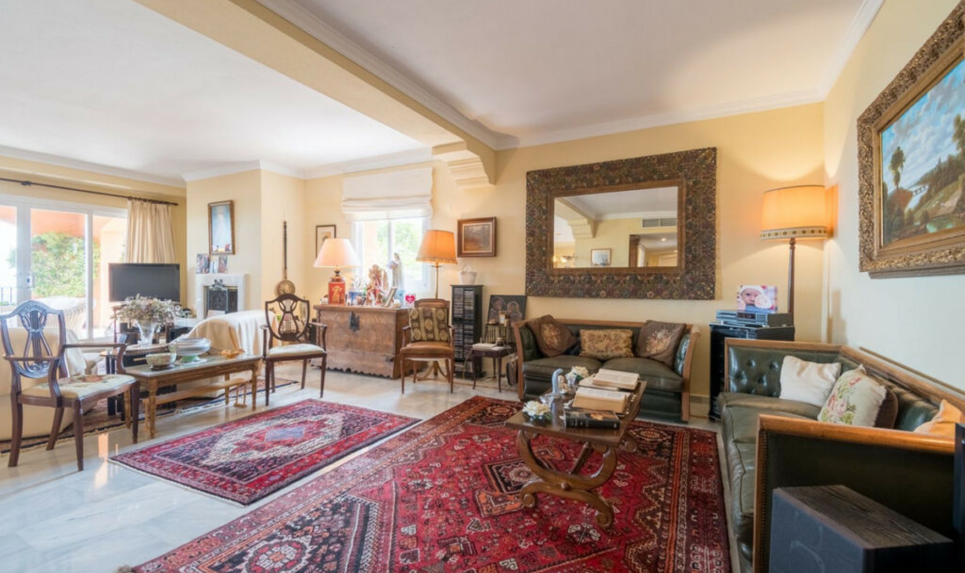 Resale - Apartment -
Nueva Andalucía