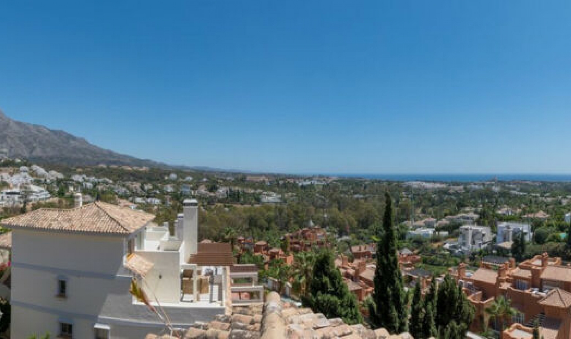 Resale - Apartment -
Nueva Andalucía