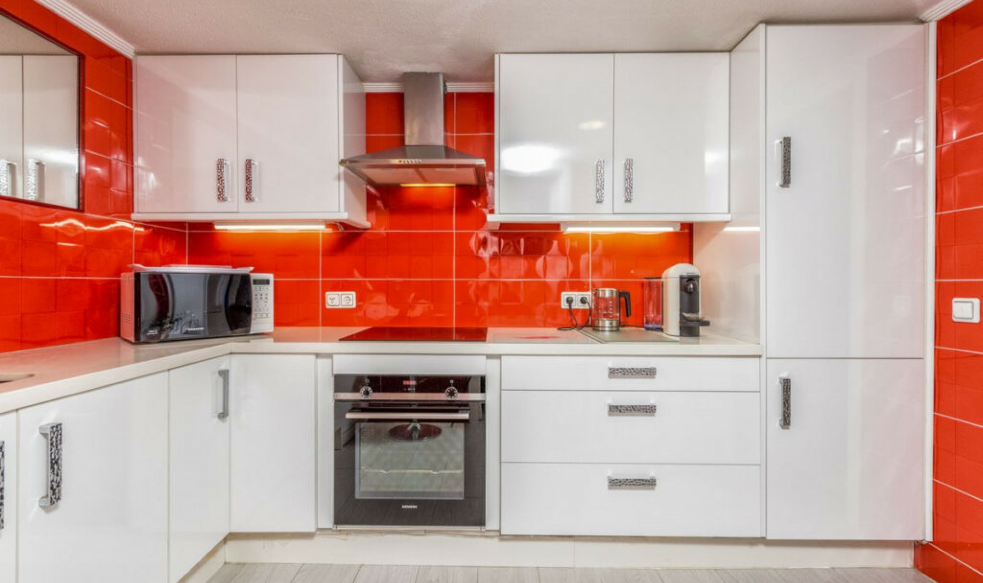 Resale - Apartment -
Nueva Andalucía