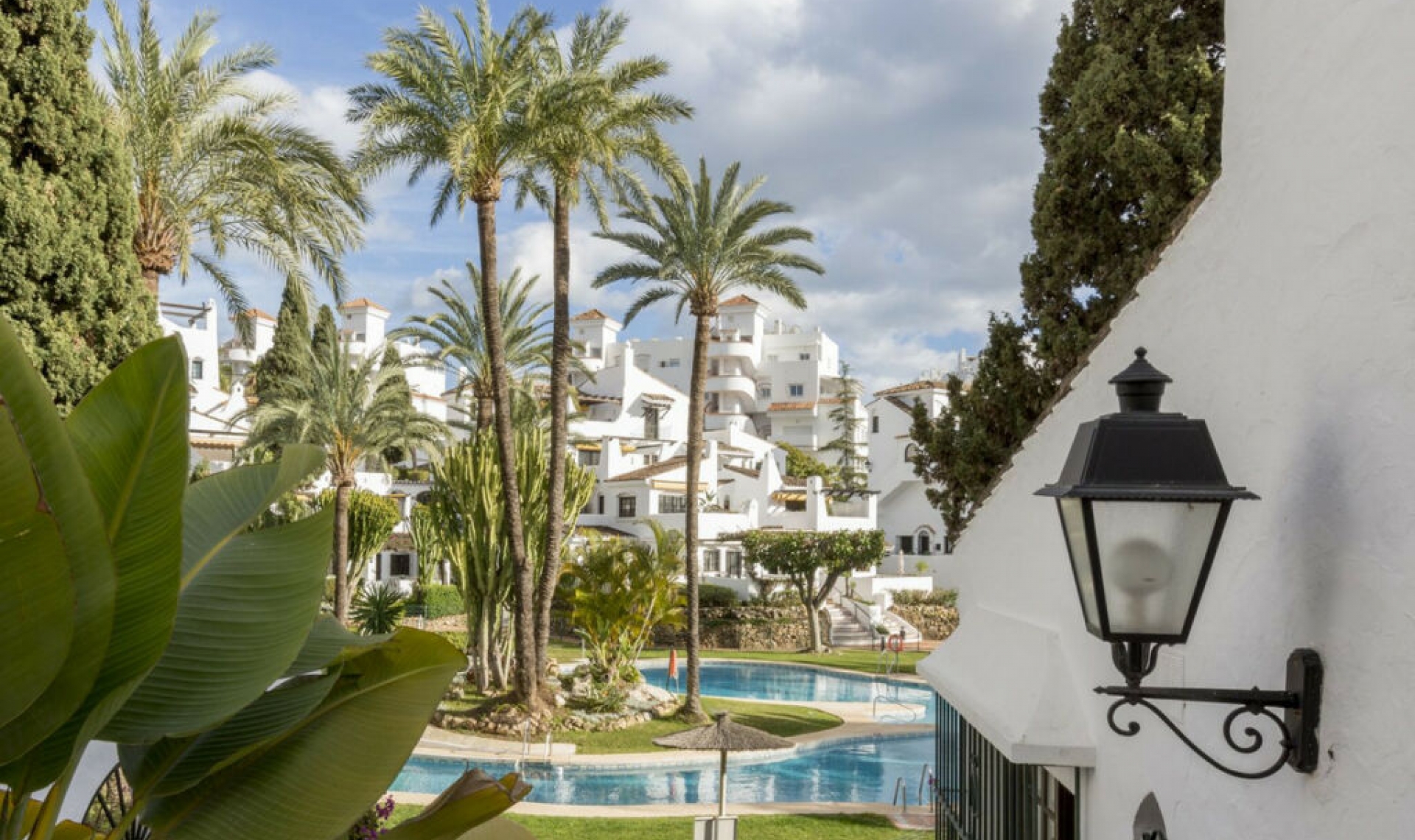 Resale - Apartment -
Nueva Andalucía