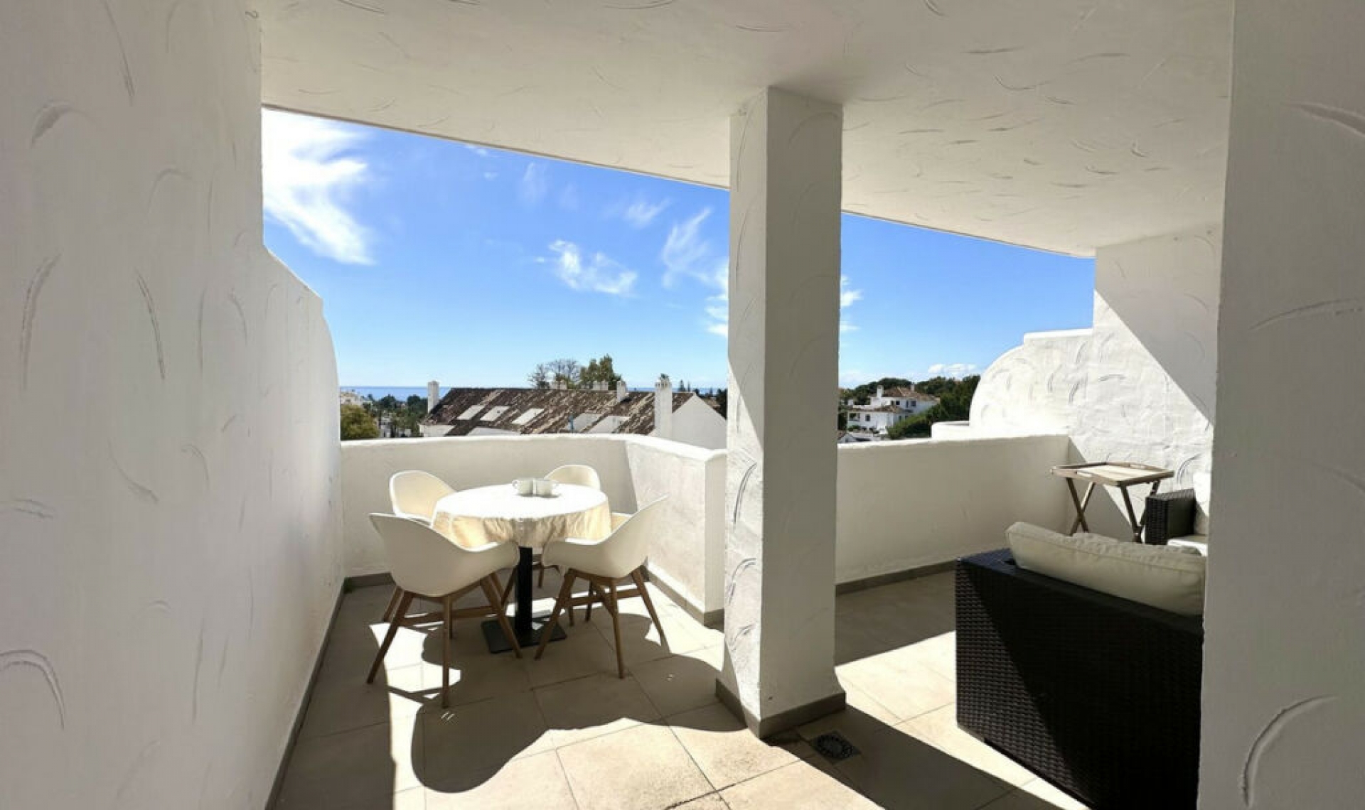 Resale - Apartment -
Nueva Andalucía