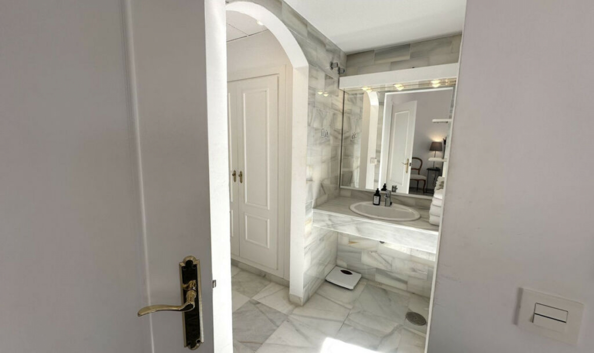 Resale - Apartment -
Nueva Andalucía