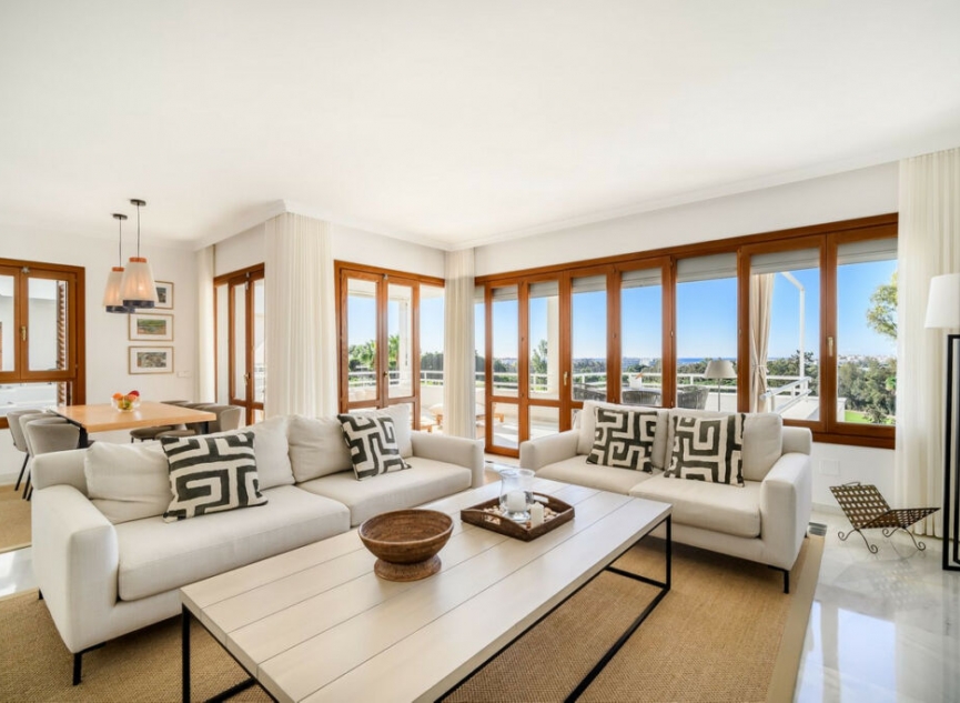 Resale - Apartment -
Nueva Andalucía