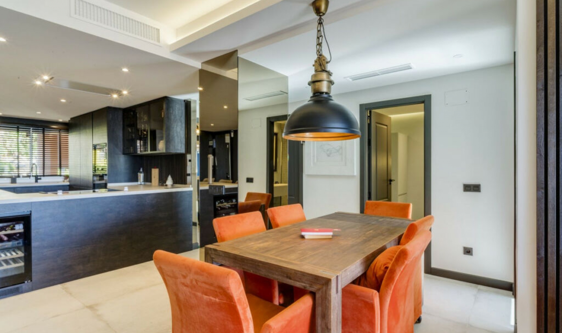 Resale - Apartment -
Nueva Andalucía