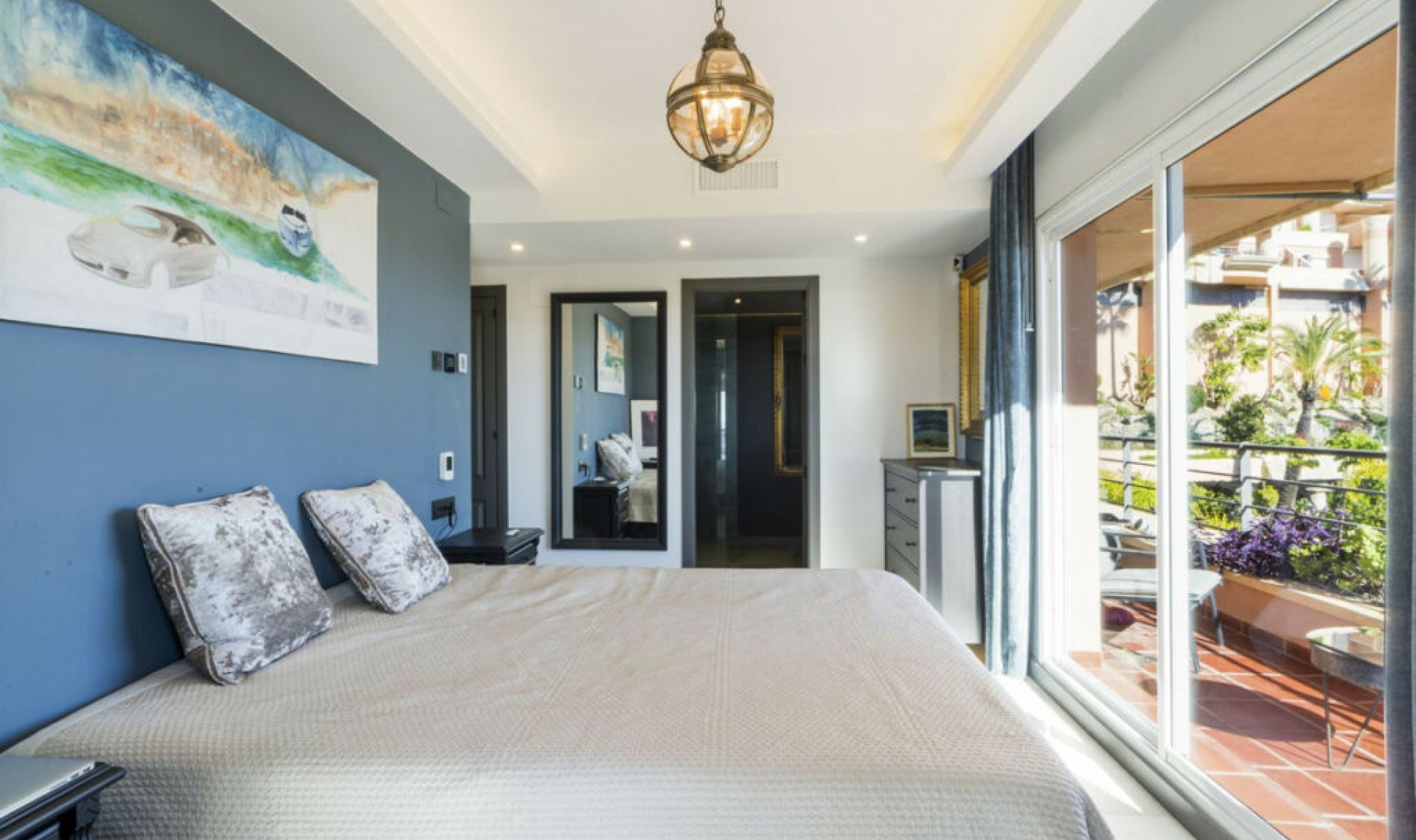 Resale - Apartment -
Nueva Andalucía