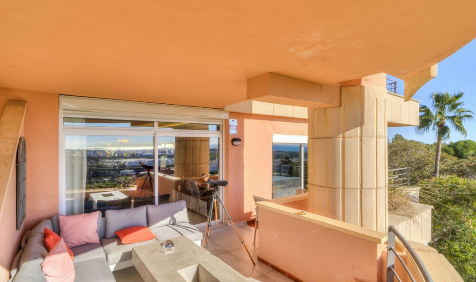 Resale - Apartment -
Nueva Andalucía