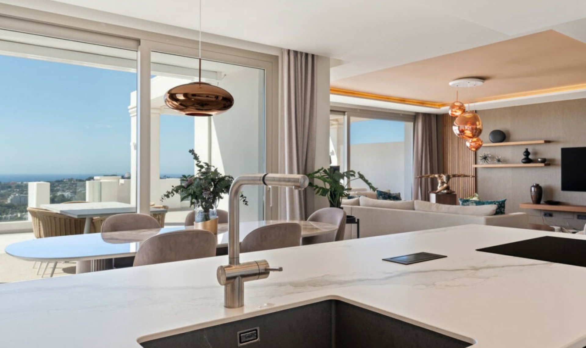 Resale - Apartment -
Nueva Andalucía