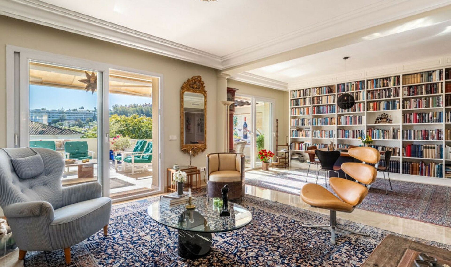Resale - Apartment -
Nueva Andalucía