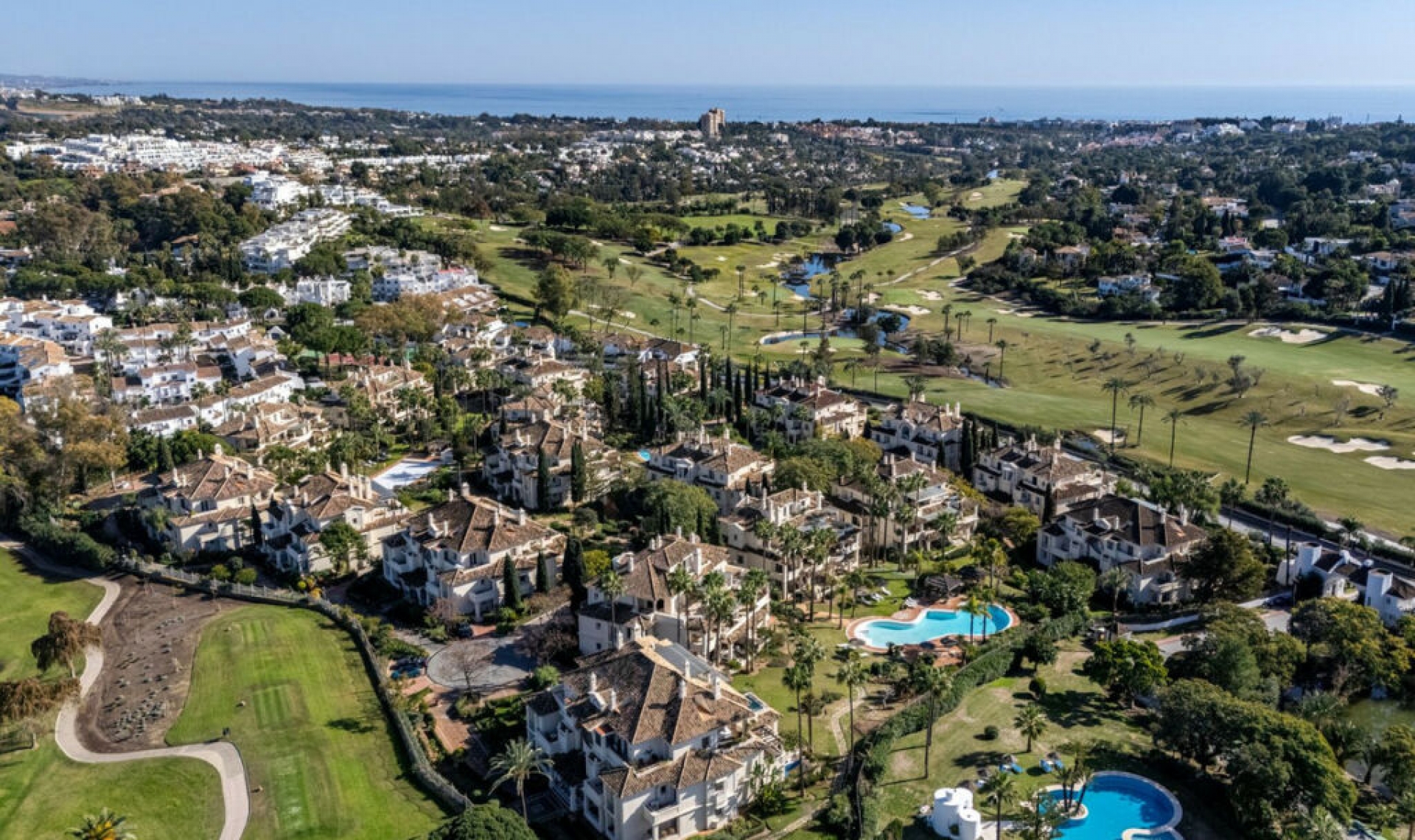 Resale - Apartment -
Nueva Andalucía