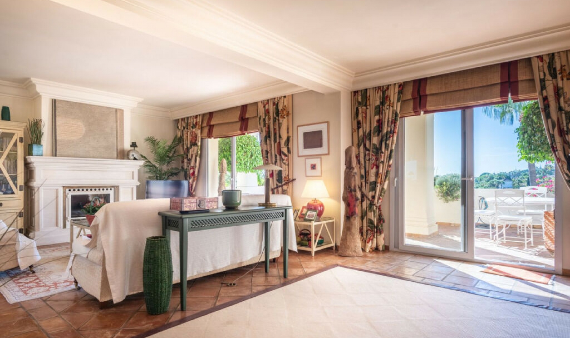 Resale - Apartment -
Nueva Andalucía