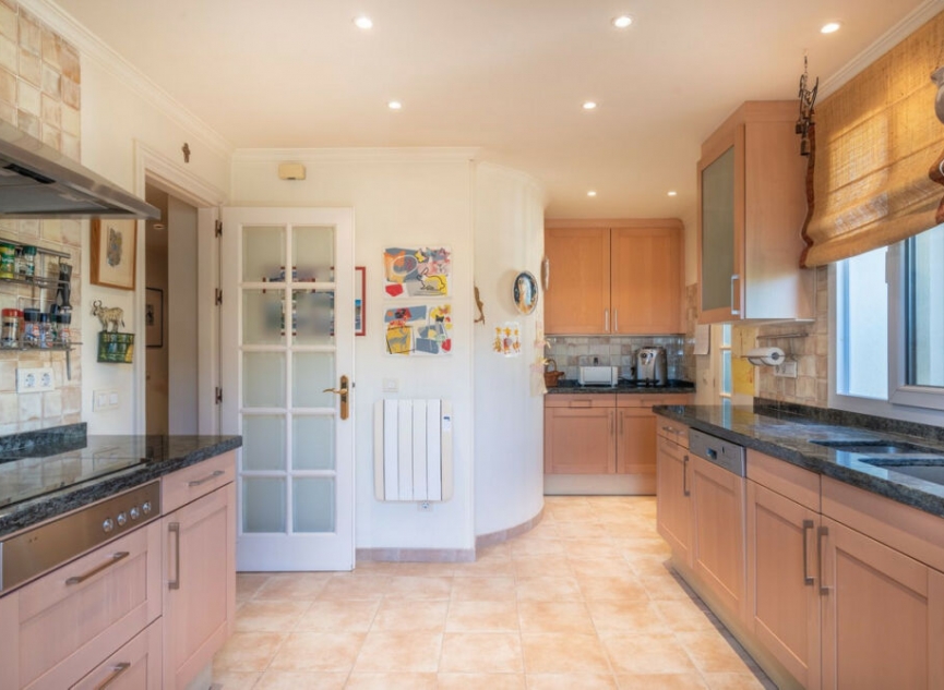 Resale - Apartment -
Nueva Andalucía