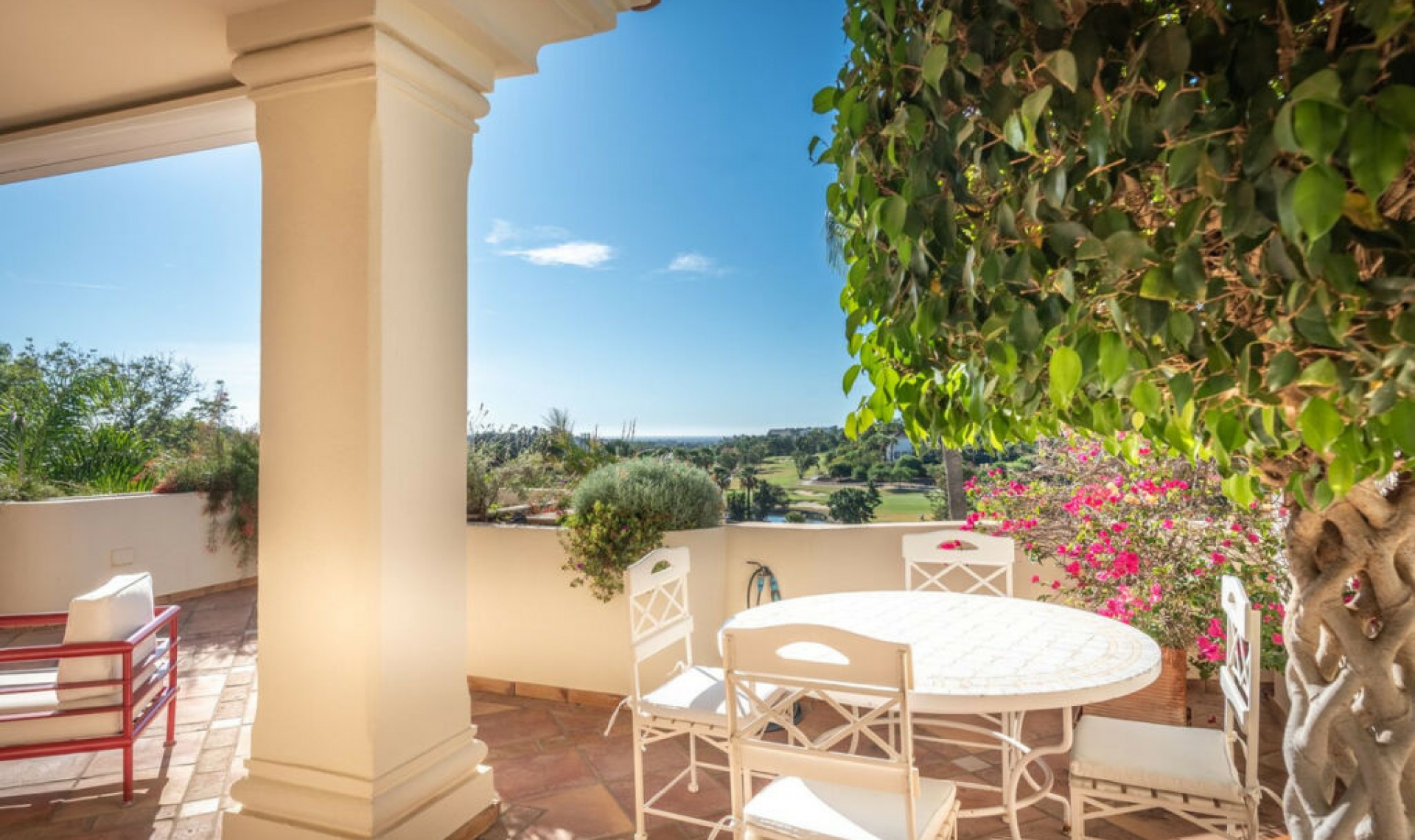 Resale - Apartment -
Nueva Andalucía