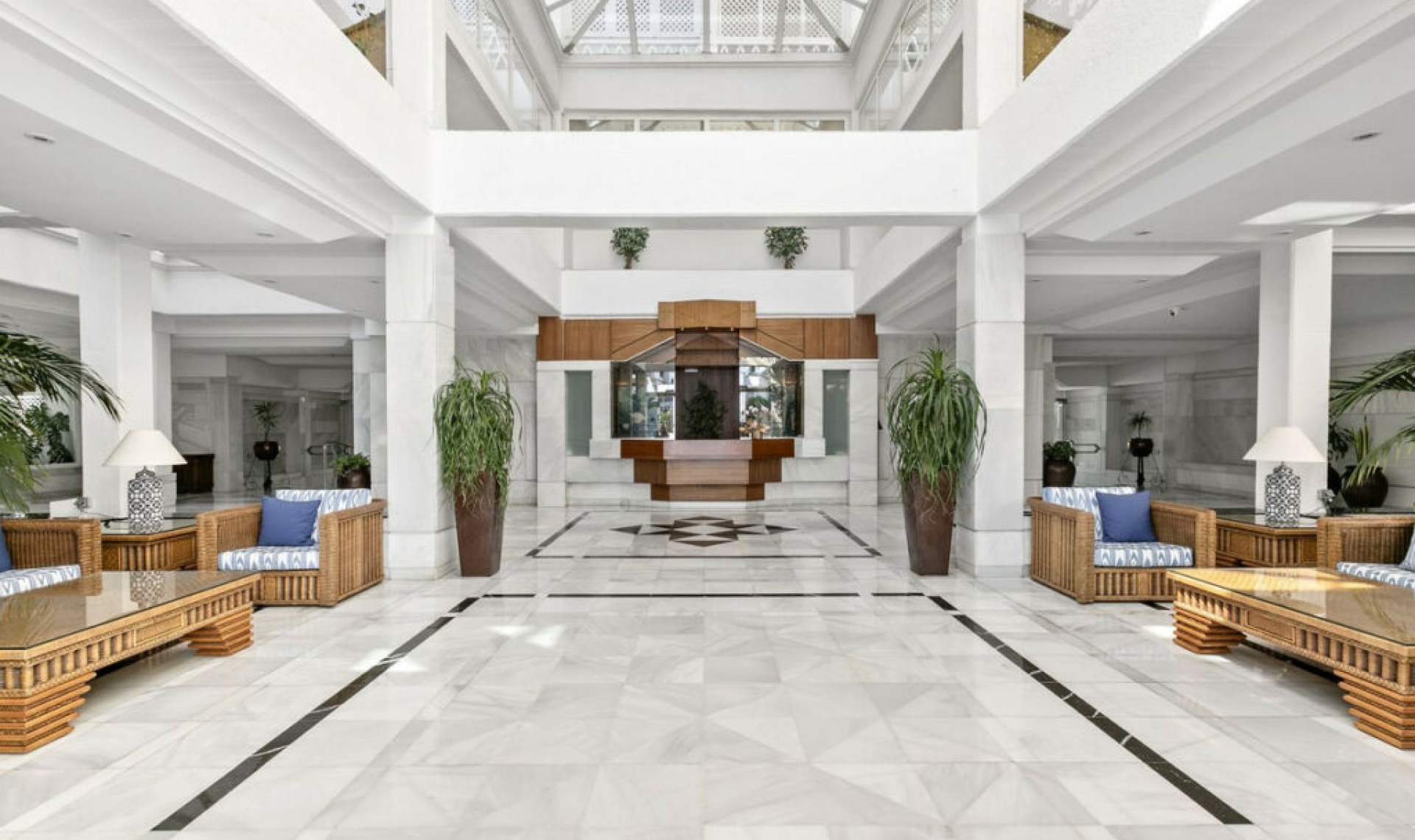 Resale - Apartment -
Nueva Andalucía