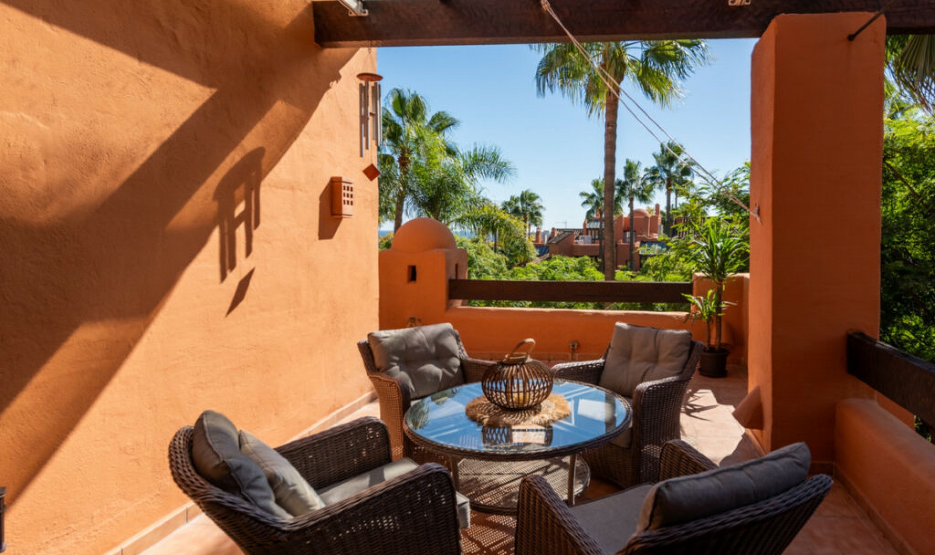 Resale - Apartment -
Nueva Andalucía