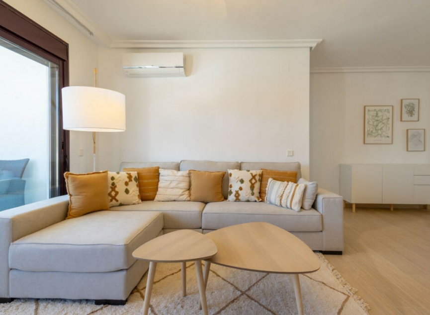 Resale - Apartment -
Nueva Andalucía