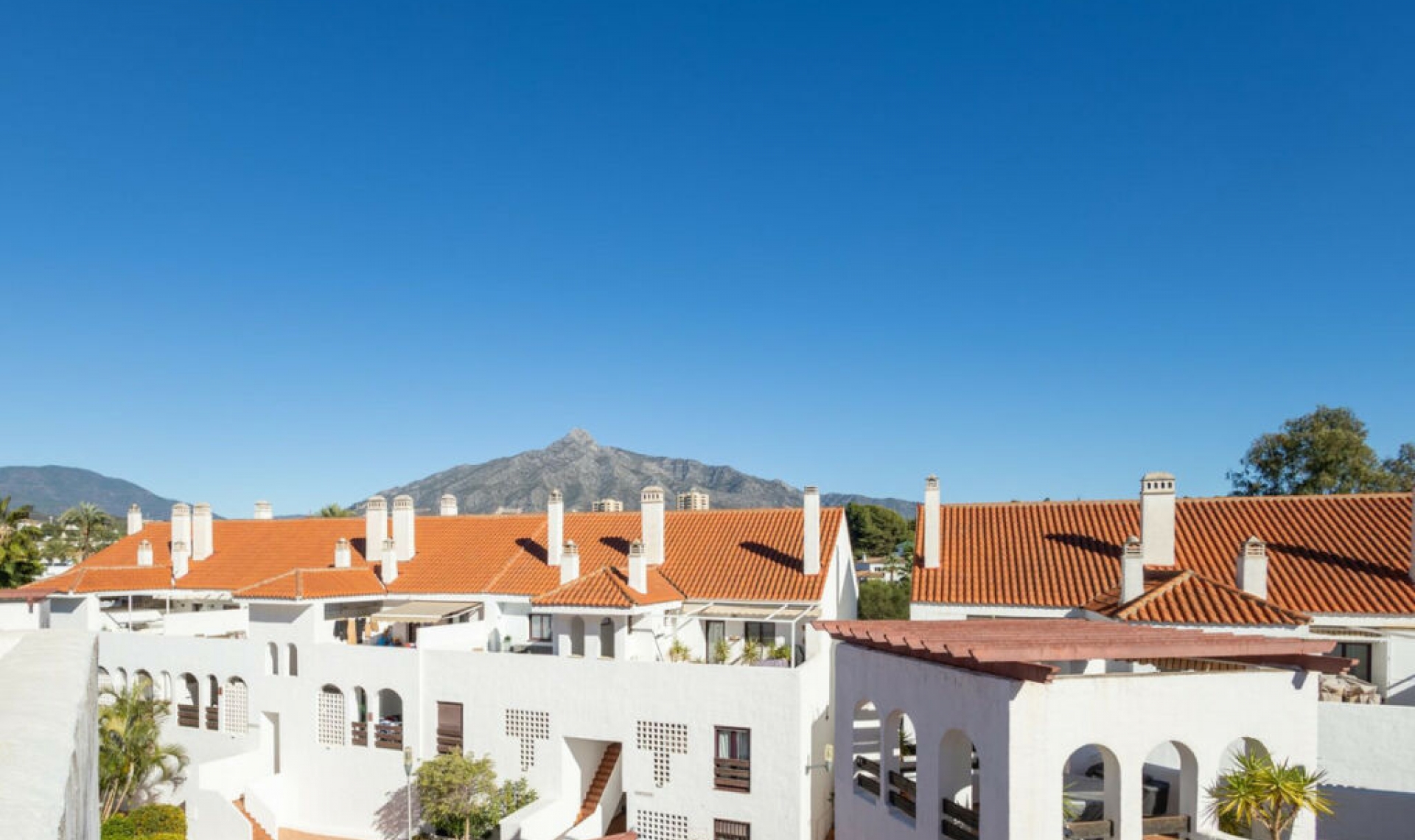 Resale - Apartment -
Nueva Andalucía