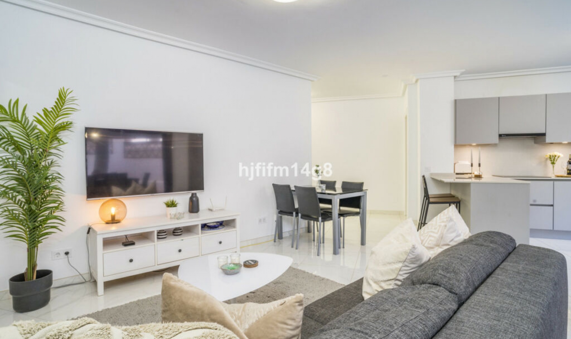 Resale - Apartment -
Nueva Andalucía