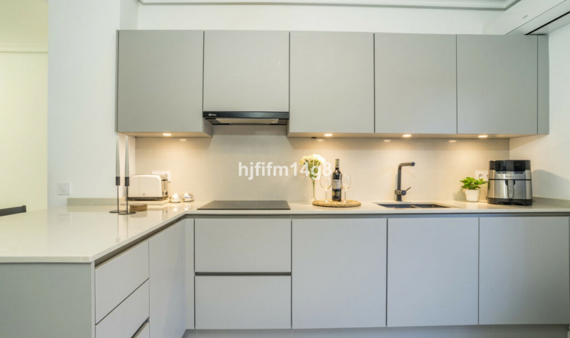 Resale - Apartment -
Nueva Andalucía