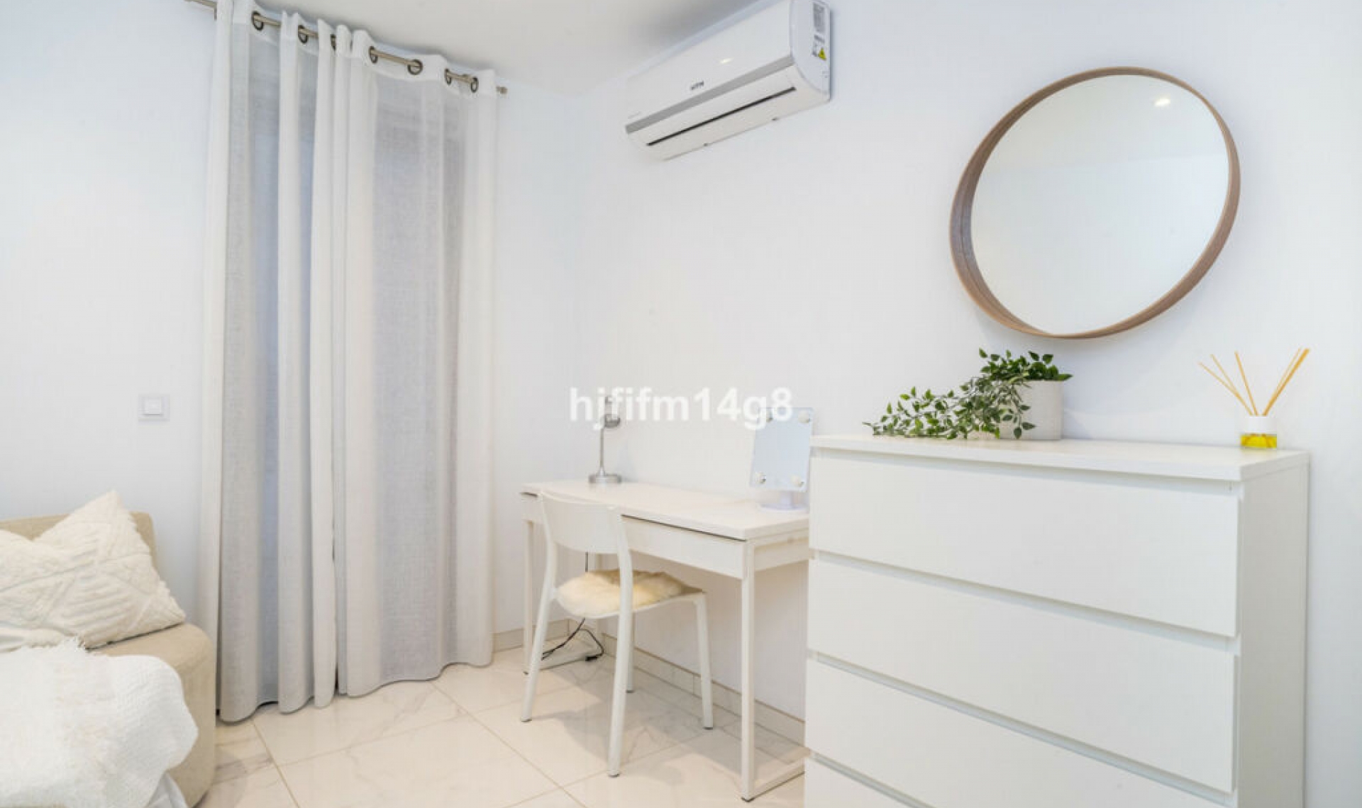 Resale - Apartment -
Nueva Andalucía